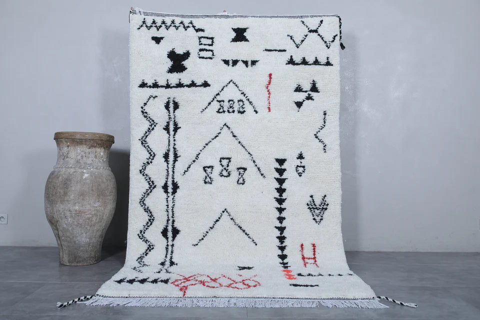Incorporating Moroccan Rugs into Modern Interior Design – Beni ourain rug