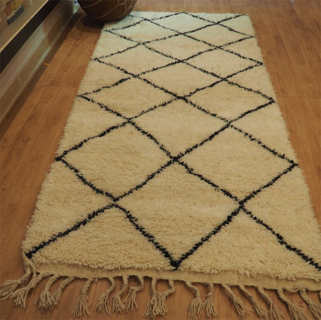 The Natural Wool Beauty of Beni Ourain Rugs: A Deep Dive into Moroccan Craftsmanship