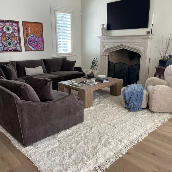 How to use a moroccan rug in your living room for winter warmth and style