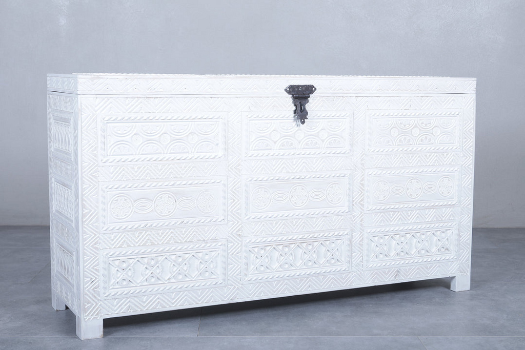 From Souk to Home: The Journey of a Vintage Moroccan Trunk