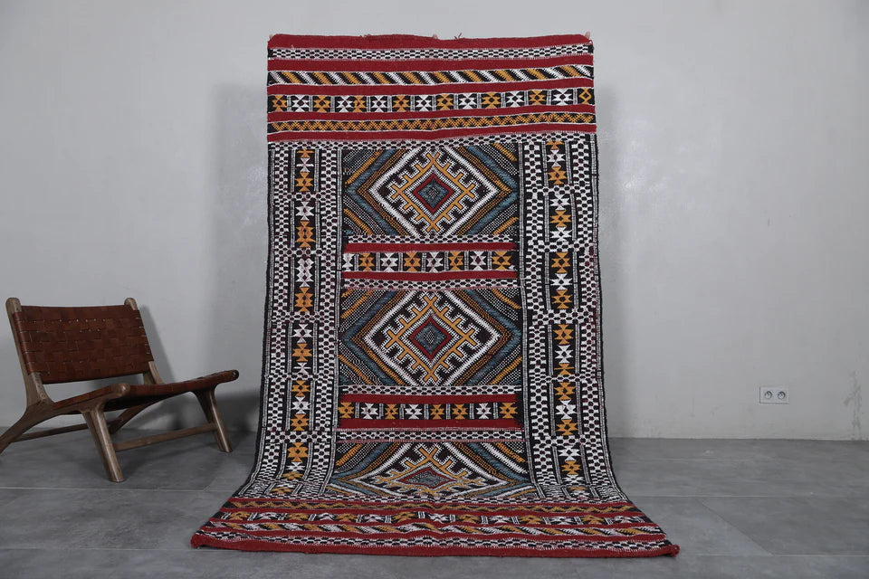 The History and Cultural Significance of Moroccan Handwoven Kilims