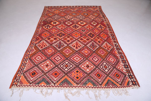 Vintage Moroccan rug 6 X 9.5 Feet