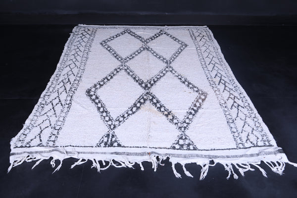 Handmade berber Moroccan carpet - 5.8 FT X 8.4 FT