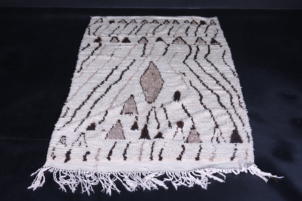 Knotted Handmade Moroccan Berber Rug – 3.4 FT X 6.5 FT
