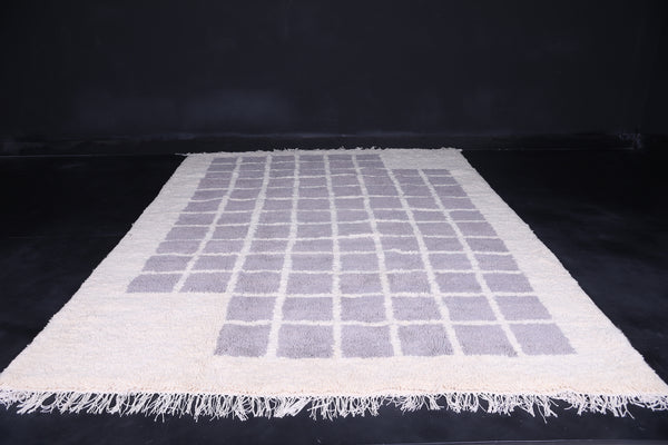Elegant grey checkered Moroccan rug