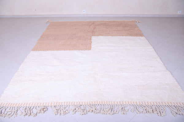 Handcrafted beige Moroccan rug – Custom size