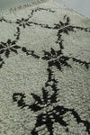 Handwoven Moroccan Rug 2.7 x 5.8 FT | Black & White Pattern