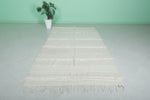 Elegant Moroccan Wedding Blanket Rug - 5 FT X 8.9 FT - Ivory Striped Design