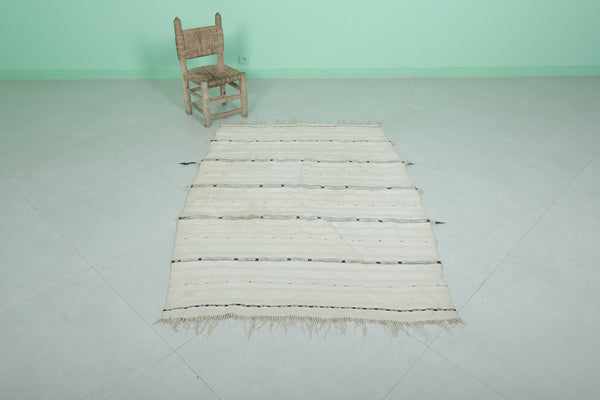 Moroccan area rug – 3.8 FT x 5.4 FT | Handwoven berber style textile