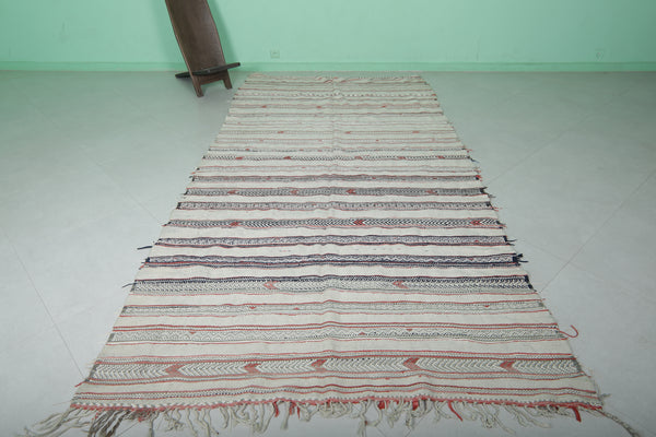 Vintage handmade Moroccan berber rug - 5.3x10.8 FT