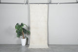 Simple Moroccan rug  2.7 FT X 7.9 FT