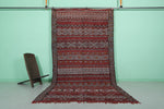 Large Moroccan Berber Rug – 5.6 x 10.3 Feet | Red and White Geometric Patterns