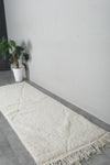 Simple Moroccan rug  2.7 FT X 7.9 FT