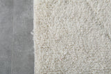 Simple Moroccan rug  2.7 FT X 7.9 FT