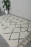 Handmade moroccan rug 5.4 FT X 8.6 FT