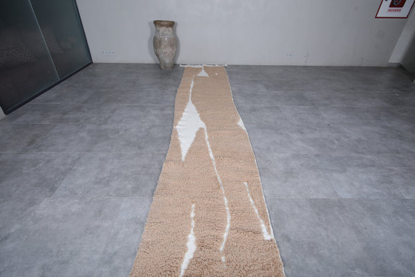 Custom Moroccan runner rug - Beige and white wool rug