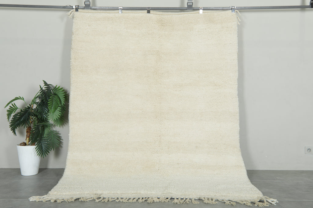 White Moroccan wool rug - Minimalist handwoven - 5.9 ft x 7.8 ft