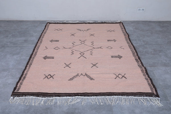 Moroccan rug – Soft pink with tribal motifs | 5.1 FT x 6.8 FT