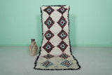 Handmade Moroccan Berber Rug – 2.7 x 6.4 ft with Diamond Motifs