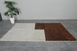 Handmade Moroccan Wool Rug 4.7 x 8 ft - Minimalist Brown & Cream Design
