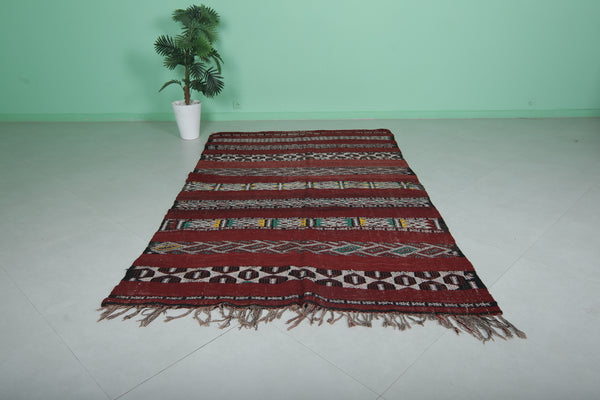 Handwoven Kilim Rug – 5.3 FT x 8.9 FT | Traditional Moroccan Carpet