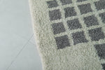 Modern Moroccan Rug with Gray Grid Pattern – 5.2 x 6.1 ft Handwoven