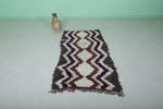 Handwoven Moroccan Berber Rug – 2.7 x 5.7 ft Zigzag Pattern Shag