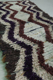 Handwoven Moroccan Berber Rug – 2.7 x 5.7 ft Zigzag Pattern Shag