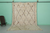 Handmade 6.9 x 9.3 FT Moroccan Wool Rug - Shaggy Beni Ourain with Diamond Pattern