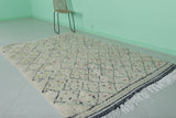 Vintage Handmade Moroccan Berber Rug – 5.5 FT × 7.7 FT