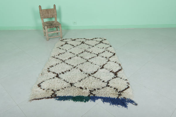 Moroccan Runner Rug – 3.6 x 5.5 FT | Classic Diamond Pattern