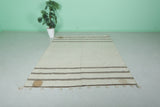 Handwoven berber moroccan rug - 6.4 FT X 7.4 FT