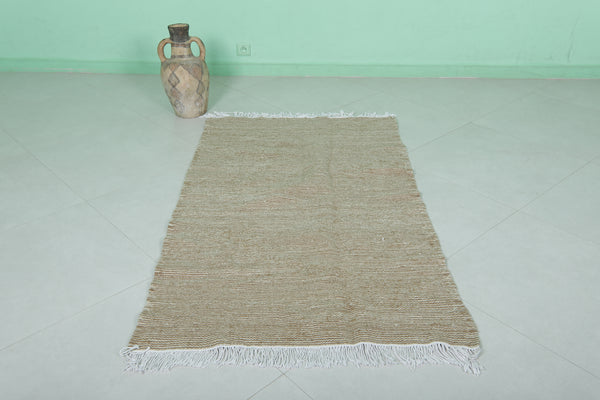 Moroccan handwoven rug – Natural wool flatweave carpet | 3.2 x 5.3 FT