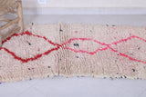 Handwoven Moroccan Rug - Soft Ivory with Red & Pink Design | 2.4 x 5.1 ft