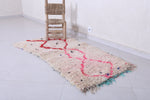 Handwoven Moroccan Rug - Soft Ivory with Red & Pink Design | 2.4 x 5.1 ft