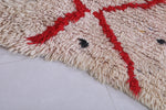 Handwoven Moroccan Rug - Soft Ivory with Red & Pink Design | 2.4 x 5.1 ft