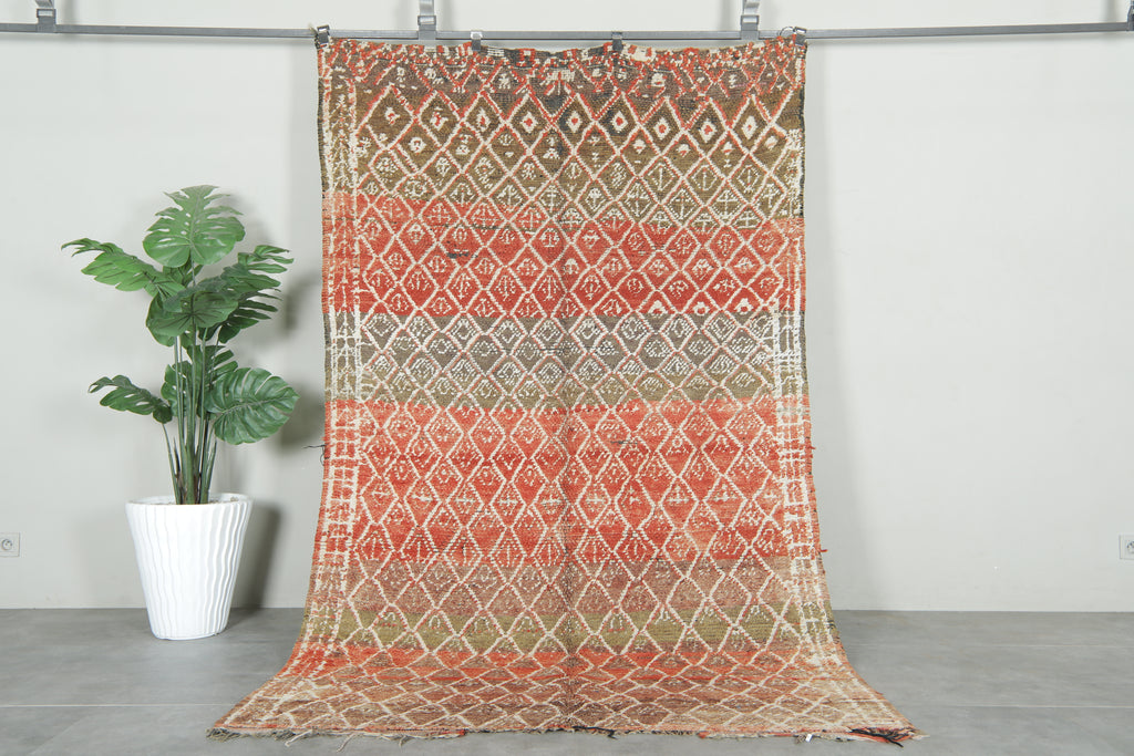 Moroccan wool rug - Handwoven berber style - 5.1 ft x 8.8 ft