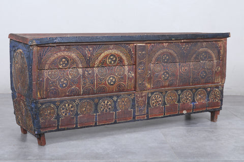 Vintage Moroccan chest H 22.4 inches x W 60.2 inches x D 13.7 inches