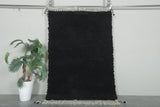 Midnight Black Moroccan Wool Rug – 4.6 x 7.2 ft Handwoven Minimalist Style