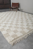 Checkered Moroccan Rug 7.9 X 9.8 FT - Beige and White Pattern