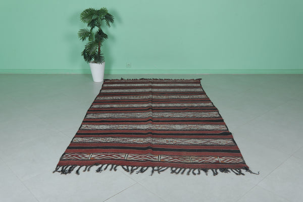 Hand-woven Moroccan rug – 5.1 FT X 8.6 FT | Traditional geometric design