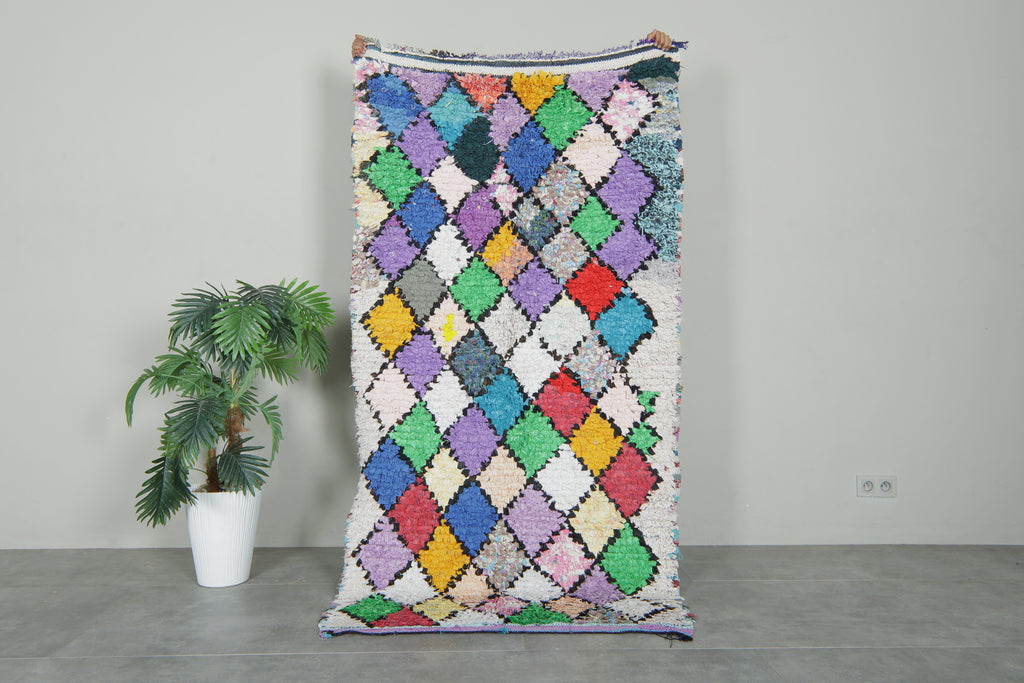 Boucherouite Moroccan rug with geometric diamond design - 3.6 ft x 6.8 ft