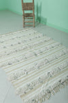 Flatwoven handmade Moroccan berber rug - 3.7 FT X 5.5 FT