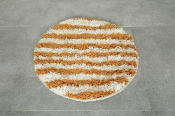 Small round Moroccan rug - White & orange striped - 2 FT