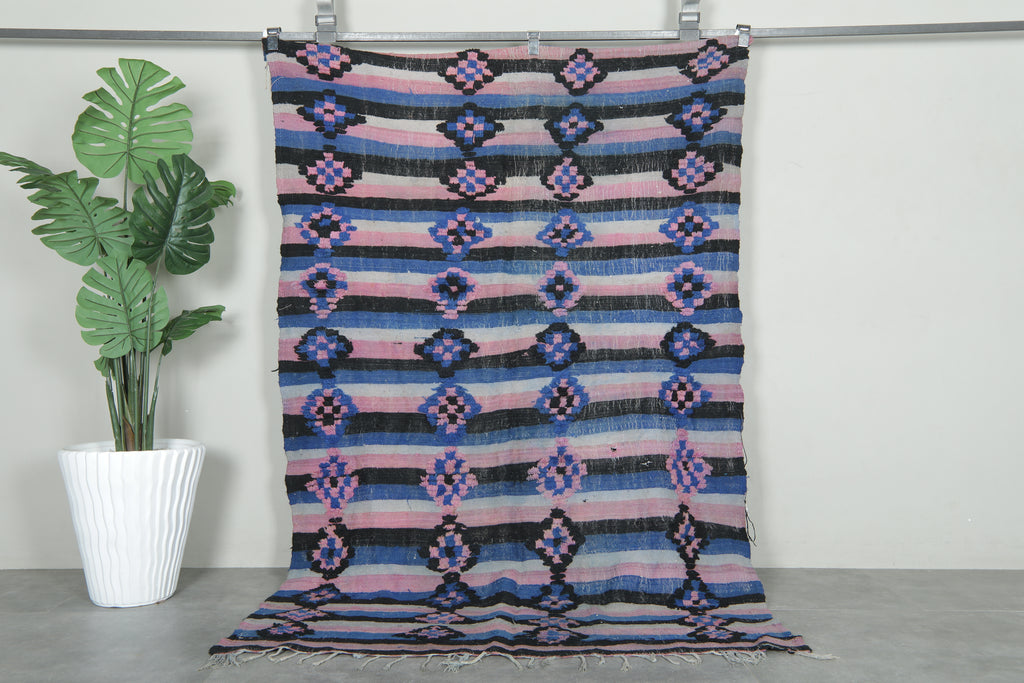 Geometric Moroccan flatwoven rug - 4.7 ft x 7.1 ft