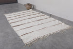 Handwoven Moroccan Berber Rug – 3.3 x 5.4 Feet | Traditional Minimalist Decor