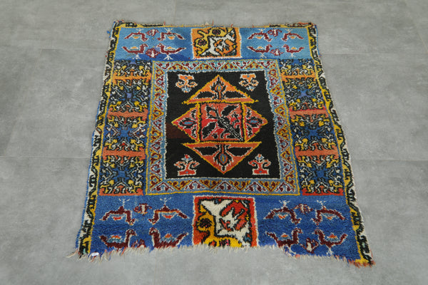 Small Moroccan rug - Colorful geometric wool accent - 3.2 ft x 3.7 ft