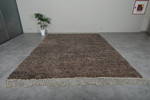 Custom black & brown Moroccan wool rug – Bespoke elegance