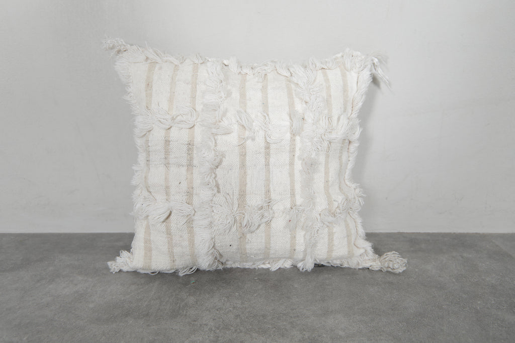 Handwoven Moroccan kilim pillow – 18.8 inches x 19.6 inches