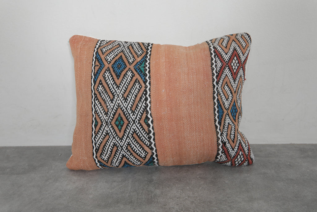 Handwoven Moroccan kilim pillow – 16.1 inches x 20.8 inches